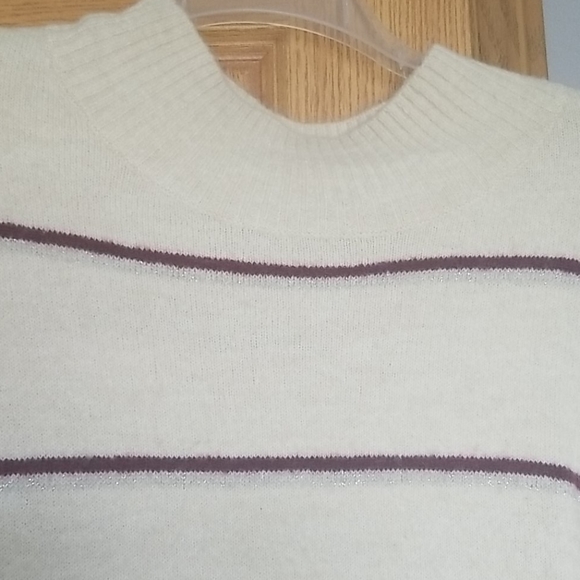 Cream sweater - Picture 2 of 3